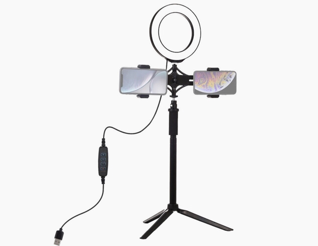 Indoor equipment for photo fill light Enfom Clothing